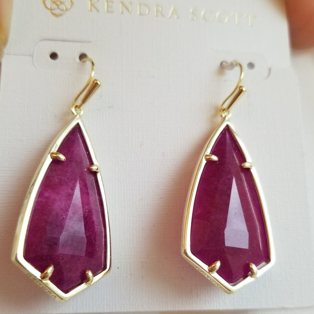 NWT KENDRA SCOTT PURPLE JADE DROP EARRINGS IN GOLD